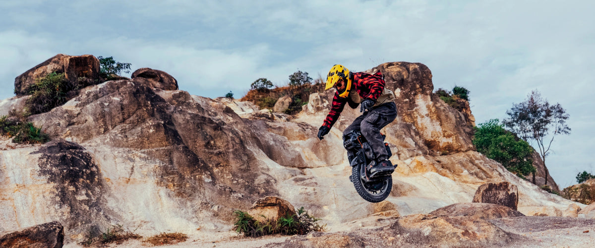 Born for
Extreme Riding.
---
Power and
pure freedom.